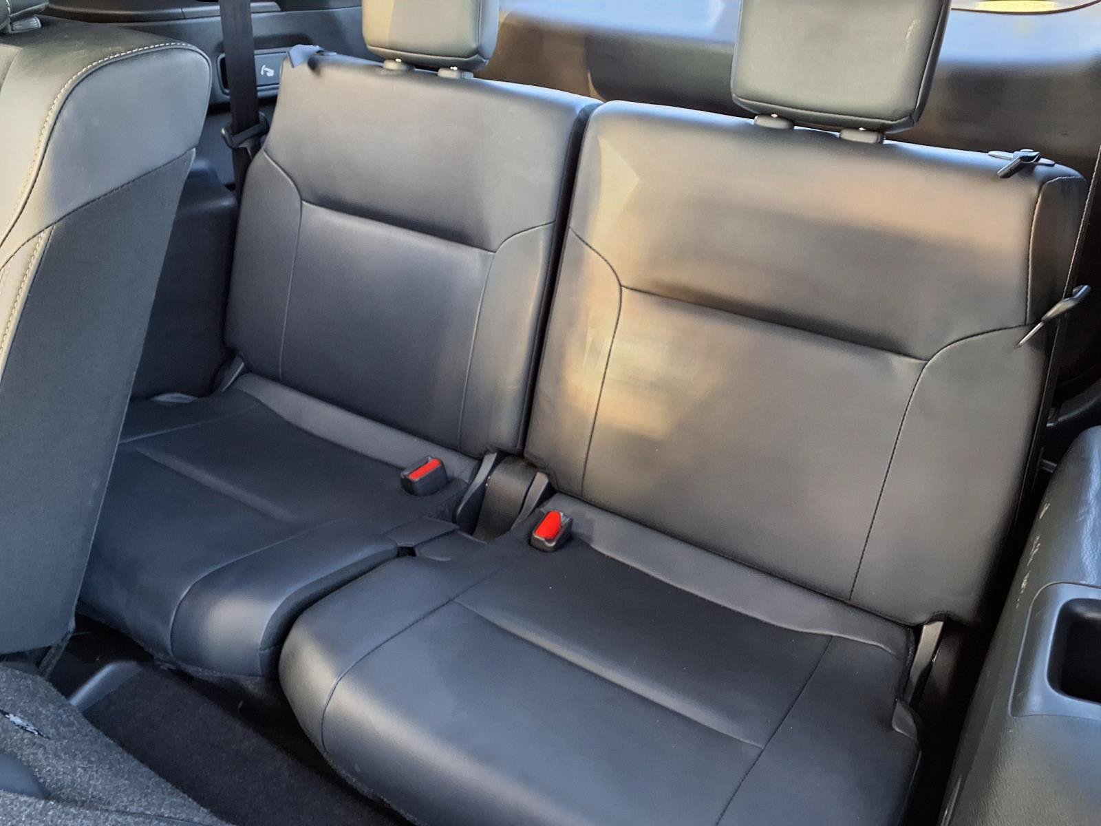 Used 2025 Mitsubishi Outlander SE FWD image 18