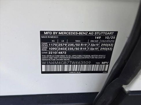 New 2026 Mercedes-Benz GLB 250 image 17