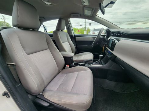 Used 2014 Toyota Corolla LE FWD image 40