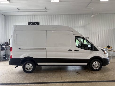 Used 2022 Ford Transit 250 148 High Roof AWD image 6