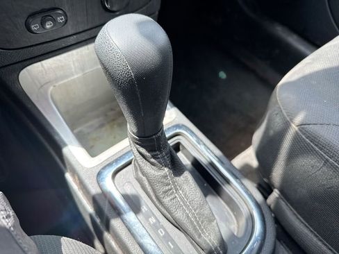 Used 2011 Chevrolet HHR LT FWD image 16