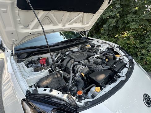 Used 2025 Toyota GR86 Premium w/ Performance Package RWD image 25