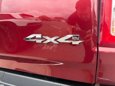 Used 2021 RAM 1500 Big Horn AWD/4WD image 14