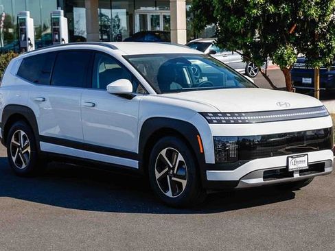 New 2026 Hyundai Ioniq 9 S image 6