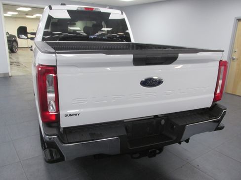 Used 2023 Ford F250 XLT w/ Snow Plow Prep Package image 5