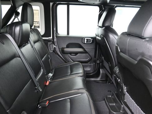 New 2026 Jeep Wrangler Unlimited Sahara AWD/4WD image 17