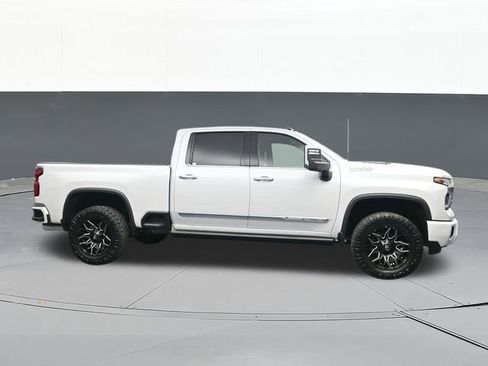 Used 2024 Chevrolet Silverado 2500 High Country w/ Technology Package AWD/4WD image 19