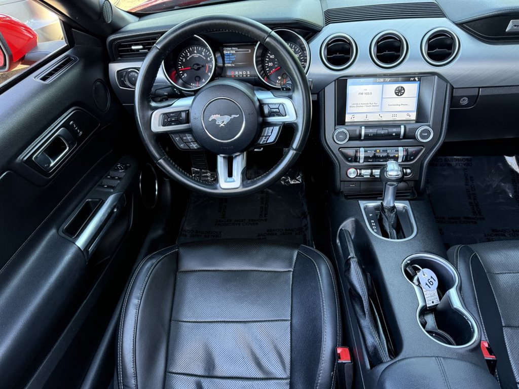 Used 2019 Ford Mustang Convertible RWD image 24