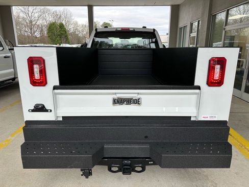 New 2026 Ford F250 XL w/ XL Chrome Package RWD image 13