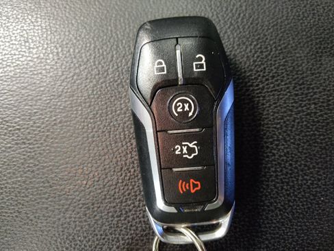 Used 2016 Ford Explorer Sport w/ Equipment Group 401A AWD/4WD image 32