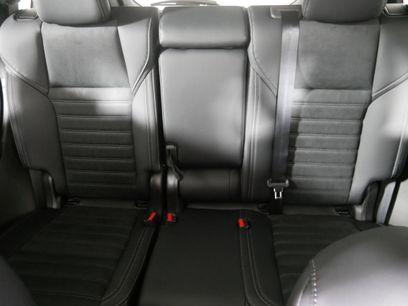 New 2025 Mitsubishi Outlander SE