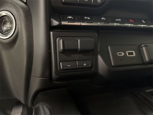 Certified 2021 Chevrolet Silverado 1500 LTZ w/ LTZ Premium Package image 32