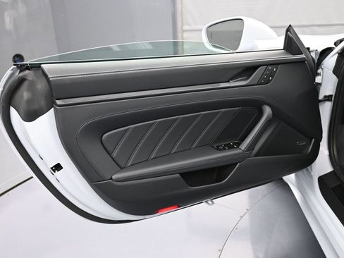 New 2026 Porsche 911 Carrera GTS image 15