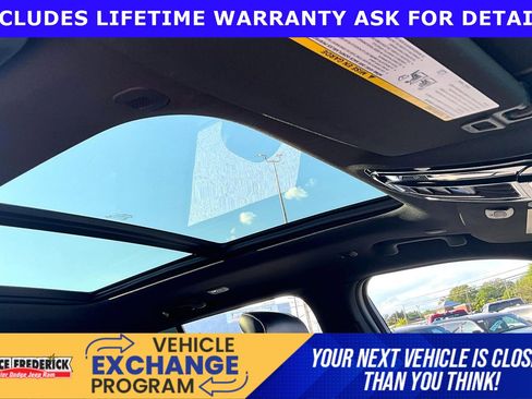 Used 2023 Jeep Grand Cherokee Summit AWD/4WD image 19