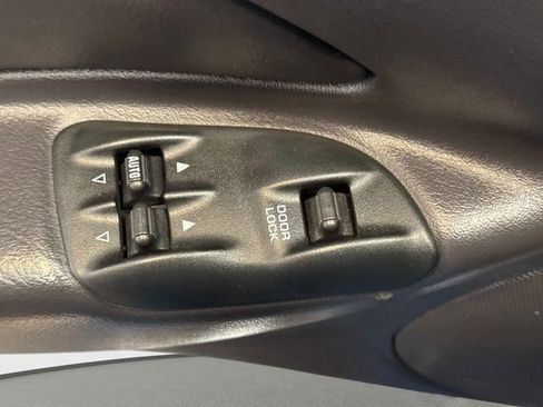 Used 2000 Plymouth Prowler image 26