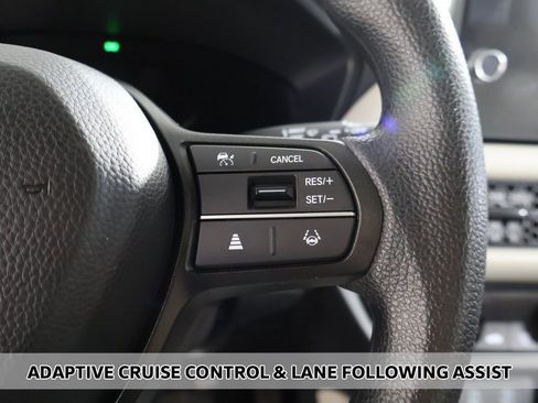 Certified 2026 Honda HR-V LX image 3
