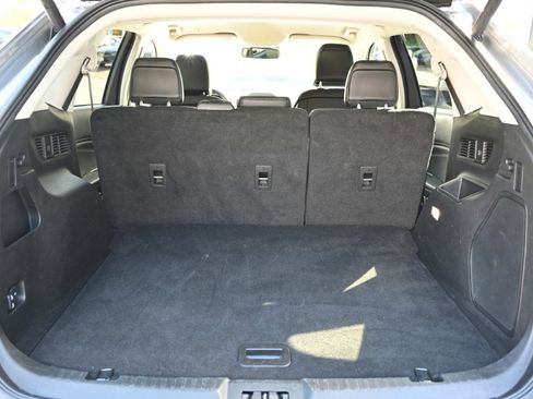 Used 2024 Ford Edge Titanium image 18