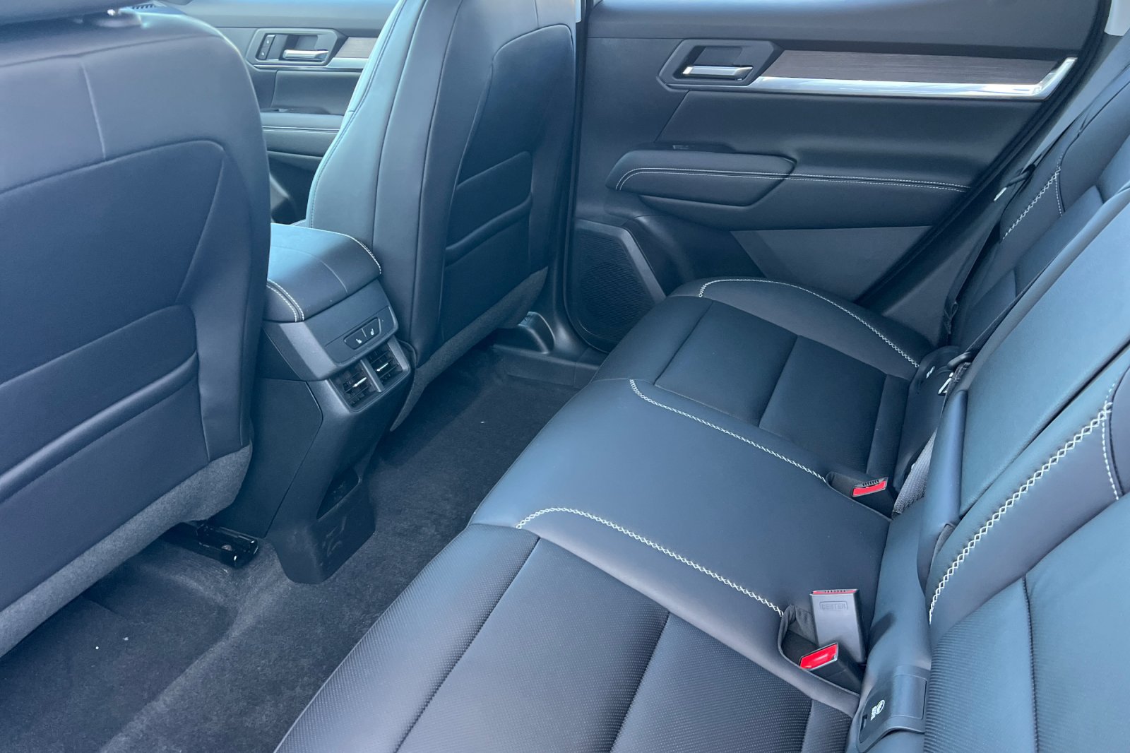 New 2027 GMC Terrain Denali AWD/4WD image 9