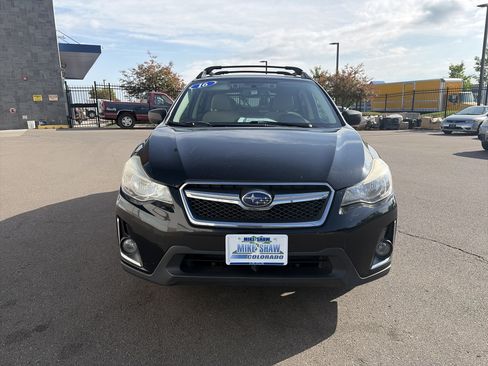 Used 2016 Subaru Crosstrek 2.0i Premium AWD/4WD image 2