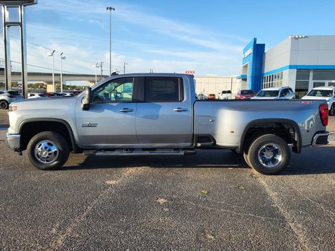 New 2026 Chevrolet Silverado 3500 LT w/ Texas Edition AWD/4WD image 2