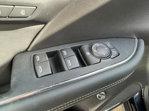 Certified 2023 Buick Envision Avenir FWD image 19