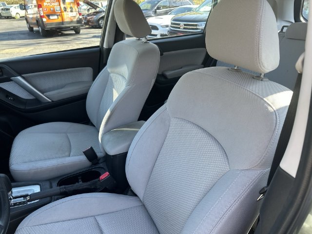 Used 2018 Subaru Forester 2.5i w/ Alloy Wheel Package AWD/4WD image 16