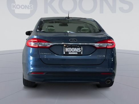 Used 2018 Ford Fusion S FWD image 10
