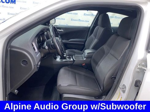 Used 2021 Dodge Charger SXT w/ Driver Convenience Group image 8