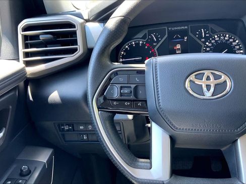 Used 2022 Toyota Tundra SR5 AWD/4WD image 23