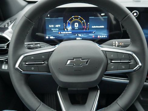 New 2026 Chevrolet Equinox LT w/ Convenience Package II image 11