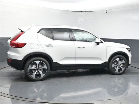 New 2025 Volvo XC40 B5 Plus w/ Protection Package Premier image 8