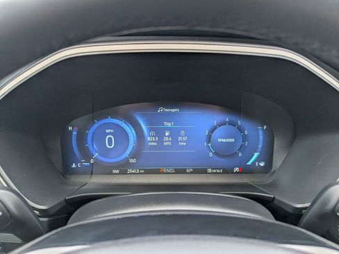 Used 2022 Ford Escape SEL w/ Technology Package image 18