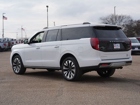 Used 2025 Ford Expedition Max Platinum w/ Driver's Package image 6