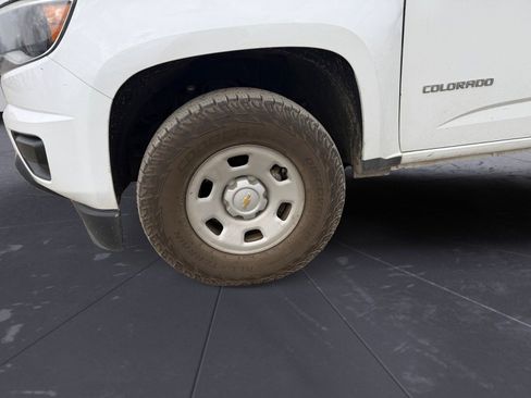 Used 2020 Chevrolet Colorado W/T image 14