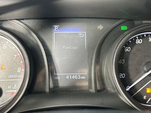 Used 2023 Toyota Camry SE image 18