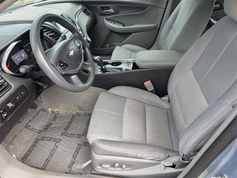 Used 2014 Chevrolet Impala LS w/ LS Convenience Package image 10