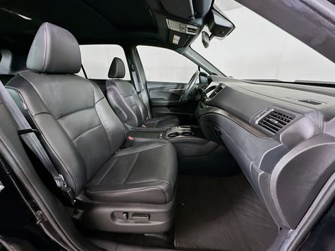 Used 2023 Honda Passport EX-L image 32