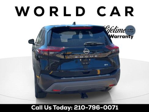Used 2022 Nissan Rogue SV FWD image 4