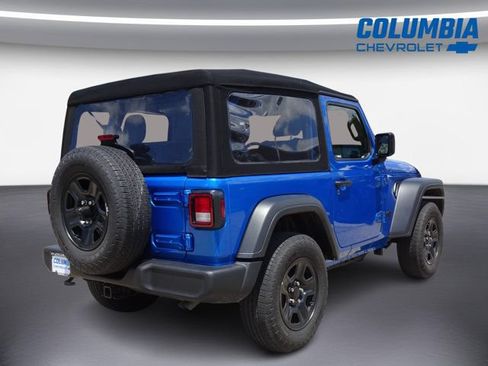 Used 2024 Jeep Wrangler Sport AWD/4WD image 3