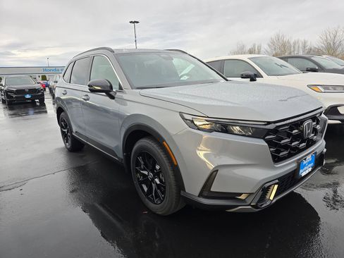 Used 2025 Honda CR-V Sport image 3