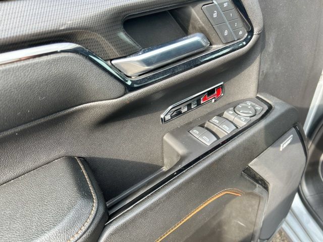 Used 2024 GMC Sierra 1500 AT4 w/ Technology Package AWD/4WD image 25