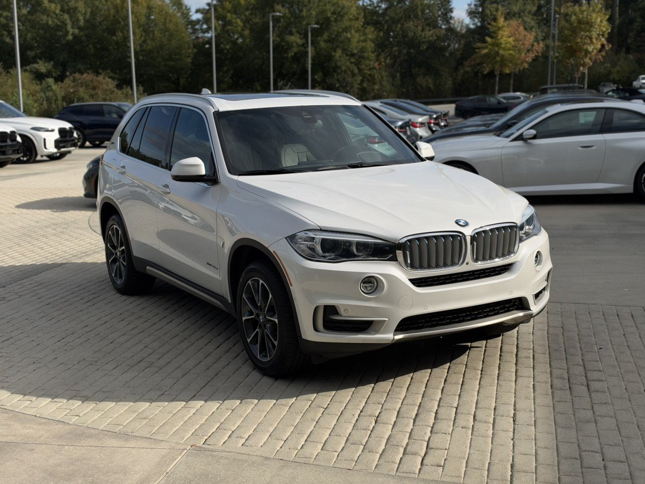 Used 2018 BMW X5 xDrive40e w/ Driving Assistance Package AWD/4WD image 8