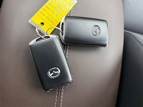 Used 2025 MAZDA CX-30 AWD 2.5 S w/ Premium Package image 31