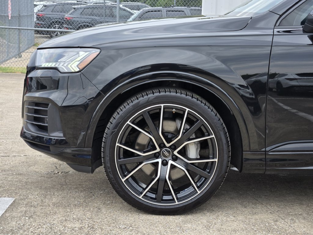 Certified 2023 Audi Q7 2.0T Premium Plus w/ Prestige Package AWD/4WD image 13