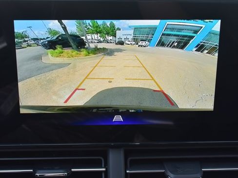 New 2026 Chevrolet Trax ACTIV w/ Driver Confidence Package FWD image 25