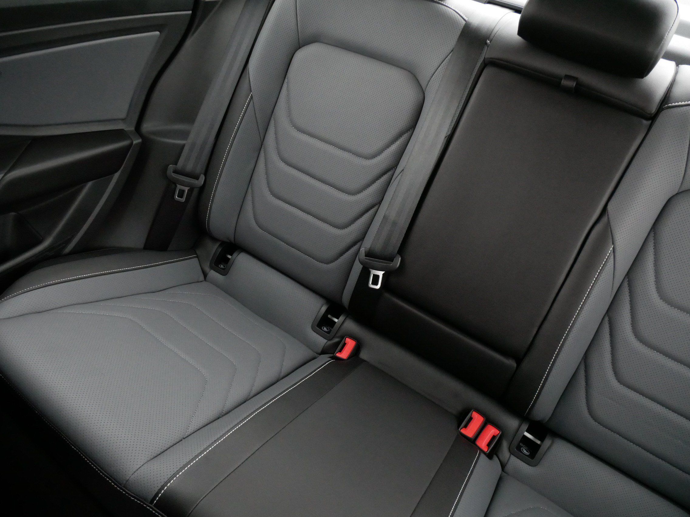 Certified 2026 Volkswagen Jetta SEL FWD image 12