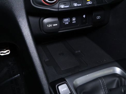 Used 2019 Hyundai Veloster Turbo R-Spec image 31