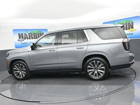 Used 2026 Chevrolet Tahoe High Country image 3