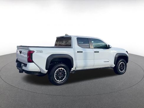 Used 2025 Toyota Tacoma TRD Off-Road image 14