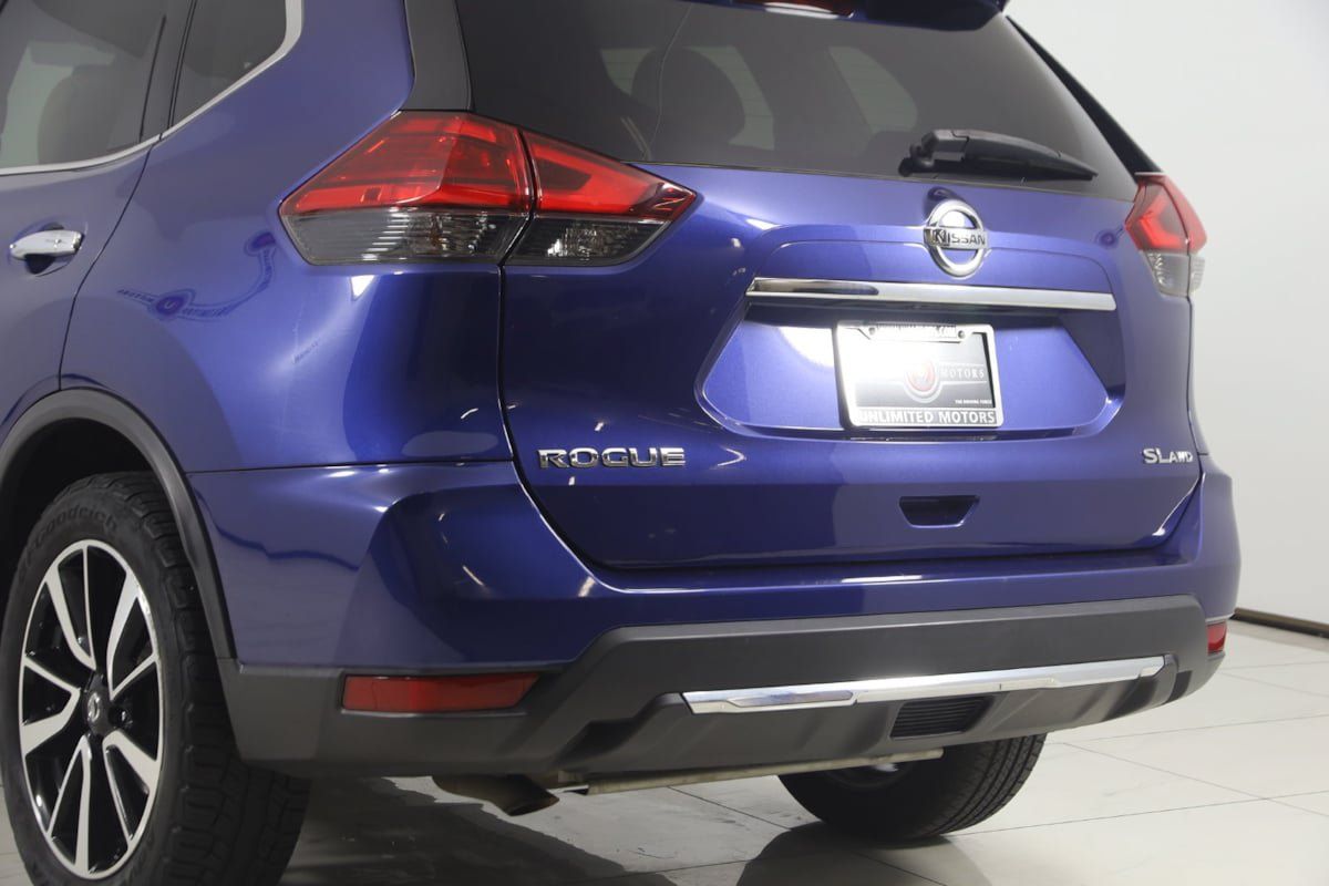 Used 2017 Nissan Rogue SL w/ SL Premium Package AWD/4WD image 21